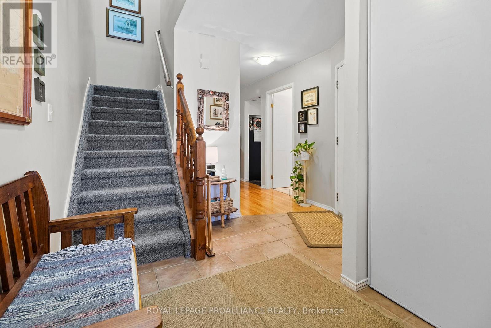 1165 Cuthbertson Avenue, Brockville, Ontario  K6V 7B1 - Photo 5 - X12663492