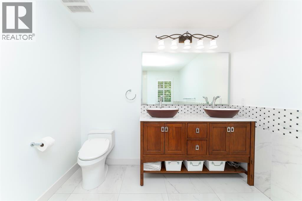 24254 103 Avenue, Maple Ridge, British Columbia  V2W 1Y1 - Photo 19 - R3075880