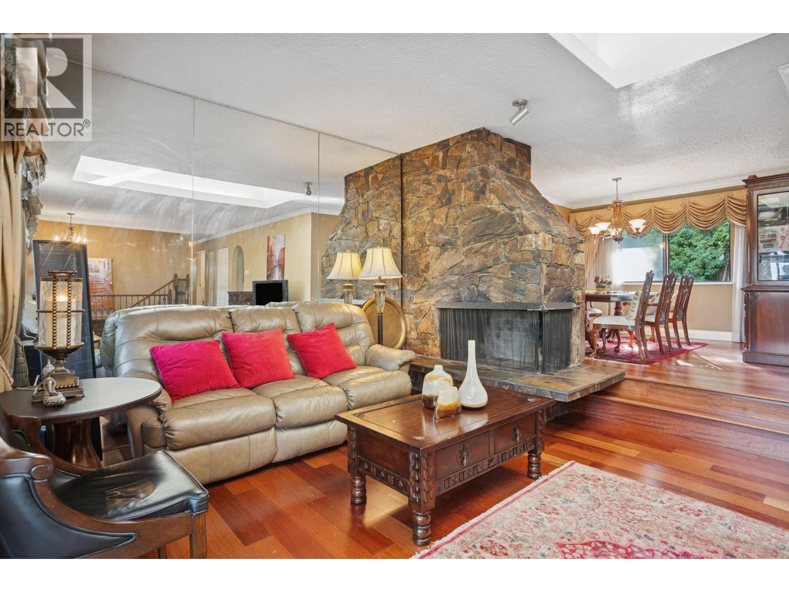 7730 Stanley Street, Burnaby, British Columbia  V5E 1V8 - Photo 7 - R3075909