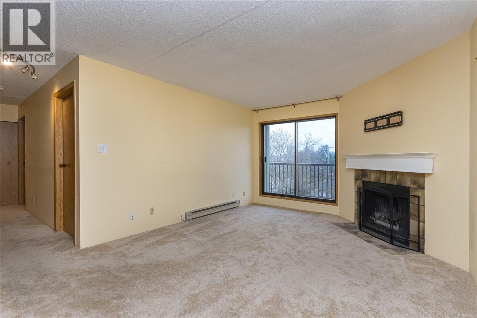 314 1655 Begbie St, Victoria, British Columbia  V8R 1L4 - Photo 5 - 1022083