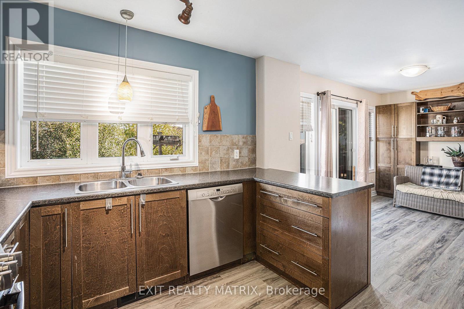 183 Filion Street, Russell, Ontario  K0A 1W0 - Photo 12 - X12663090