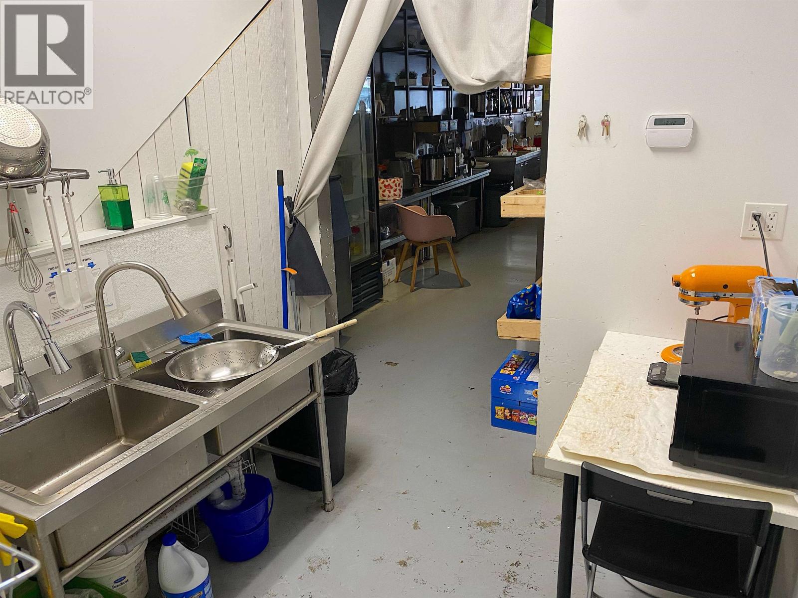 3619 Kingsway Street, Vancouver, British Columbia  V5R 5M1 - Photo 6 - C8074803