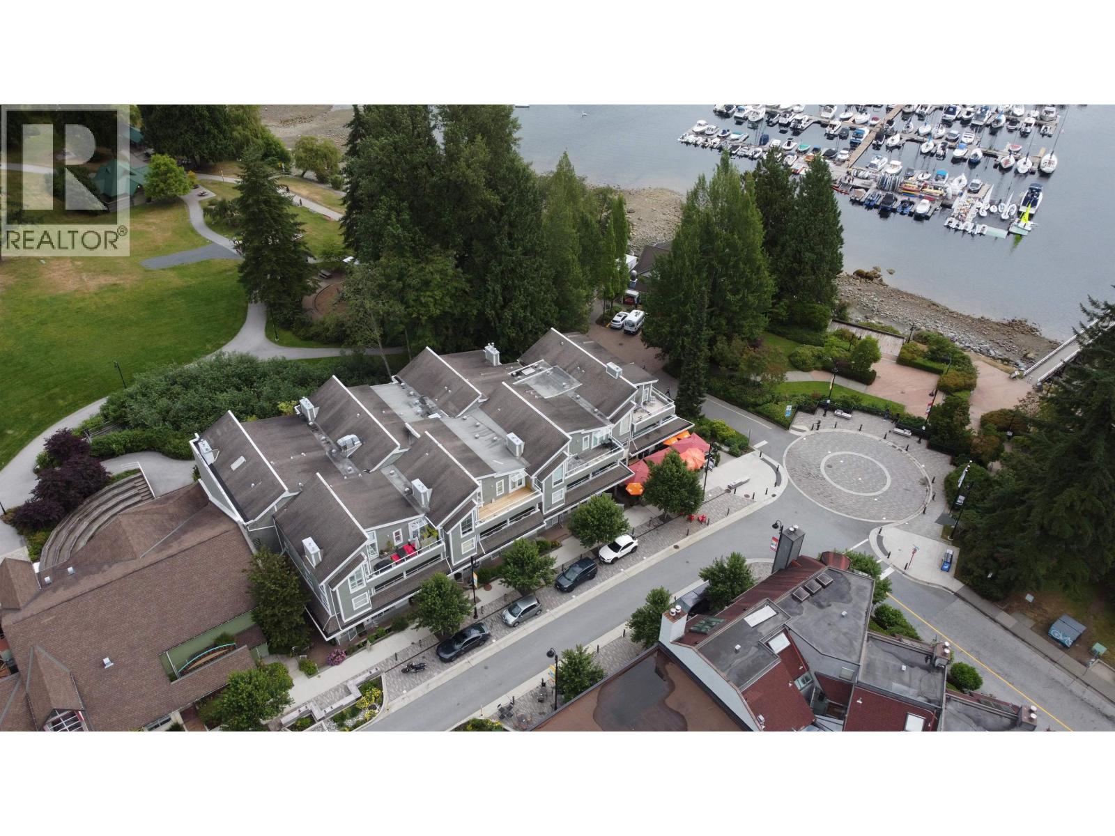 105c & 106c 4390 Gallant Avenue, North Vancouver, British Columbia  V7G 1L2 - Photo 2 - C8074806