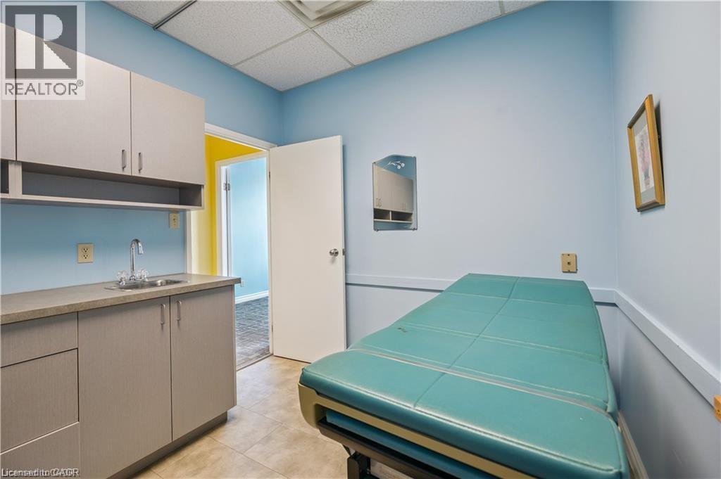 751 Victoria Street S Unit# 202, Kitchener, Ontario N2M 5N4 - Photo 8 - 40796070