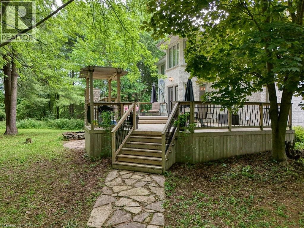 5 Columbo Court, St. George, Ontario  N0E 1N0 - Photo 37 - 40719847