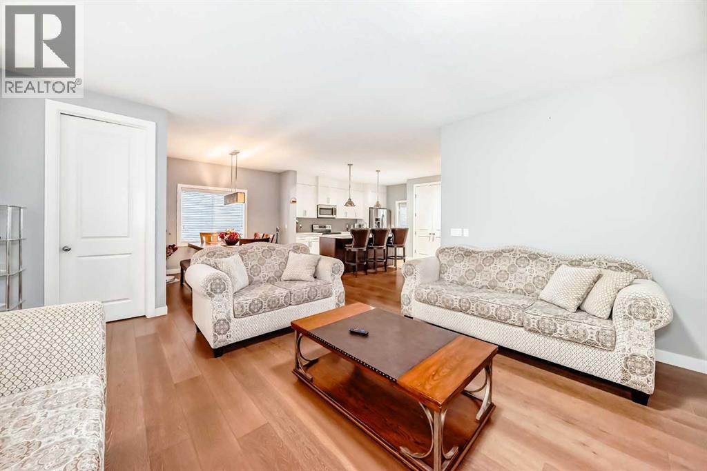 512 Baysprings Lane Sw, Airdrie, Alberta  T4B 3X8 - Photo 5 - A2270941