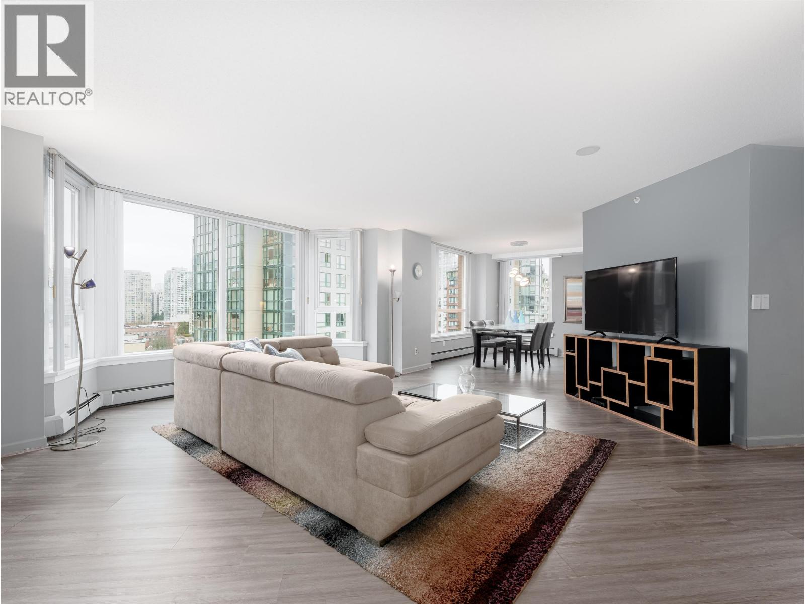 1306 388 Drake Street, Vancouver, British Columbia  V6B 6A8 - Photo 2 - R3075615