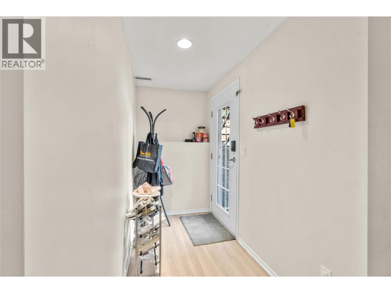 1064 Fleetwood Place, Kamloops, British Columbia  V2B 8J4 - Photo 24 - 10371892