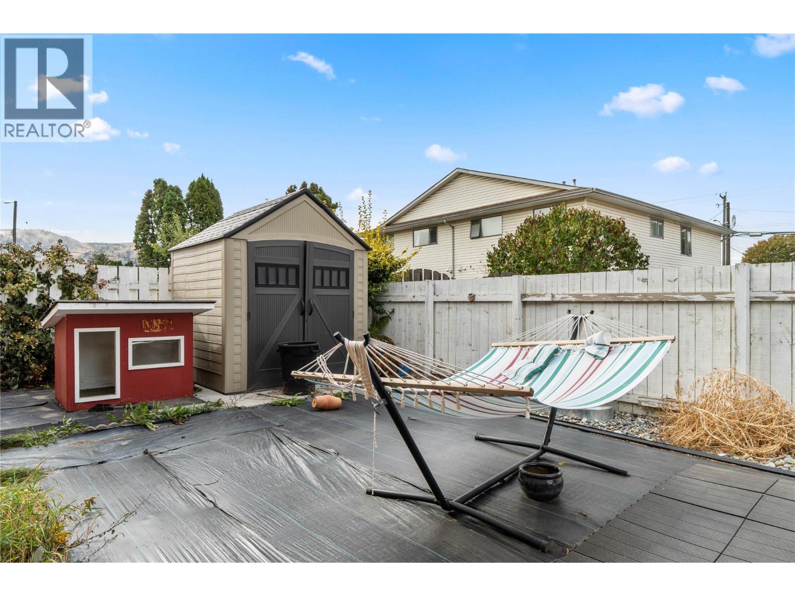 1064 Fleetwood Place, Kamloops, British Columbia  V2B 8J4 - Photo 19 - 10371892