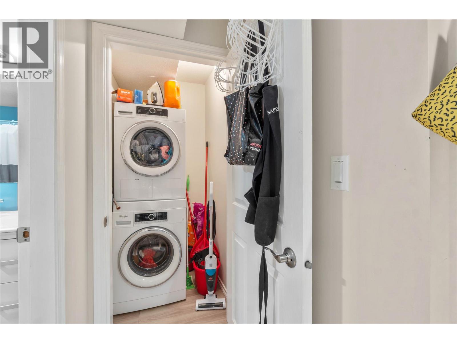 1064 Fleetwood Place, Kamloops, British Columbia  V2B 8J4 - Photo 30 - 10371892