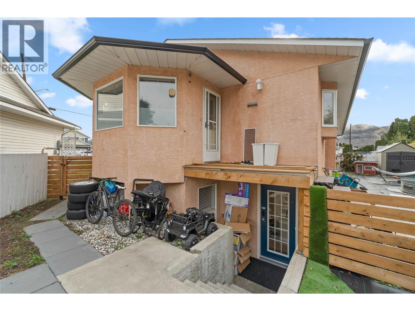 1064 Fleetwood Place, Kamloops, British Columbia  V2B 8J4 - Photo 23 - 10371892