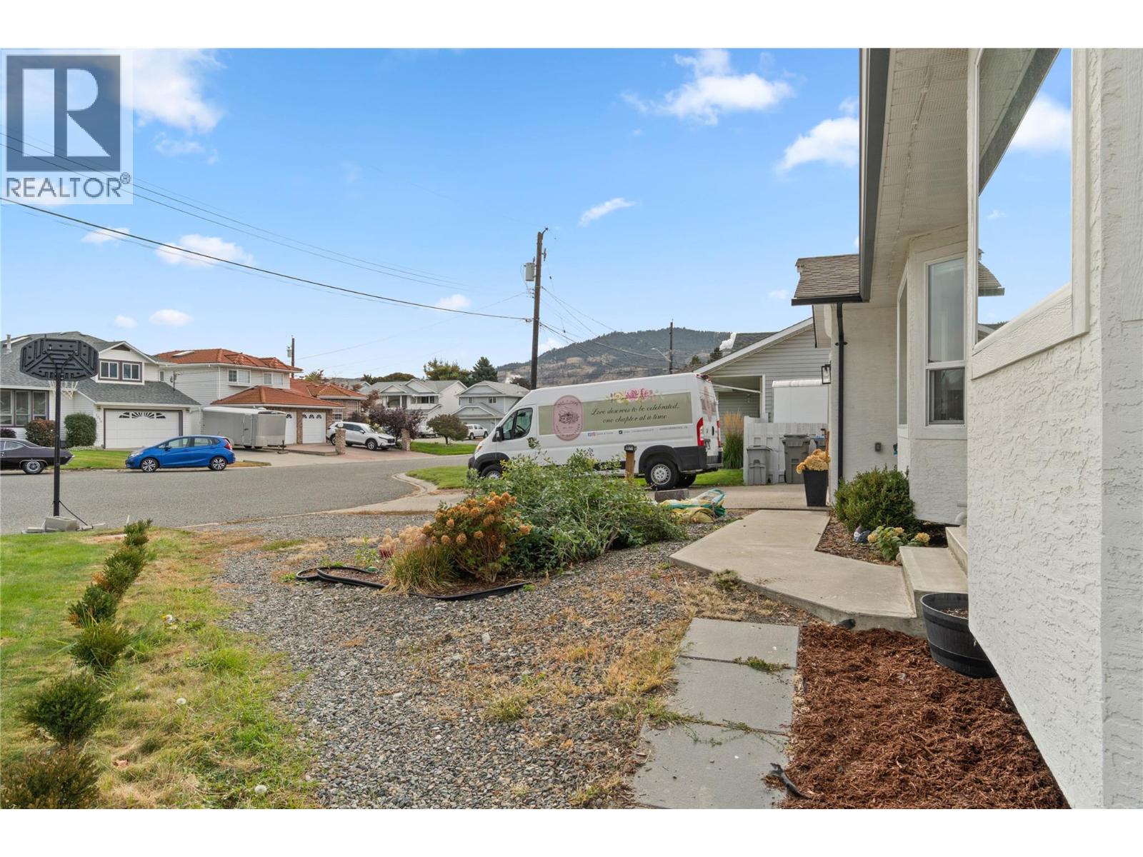 1064 Fleetwood Place, Kamloops, British Columbia  V2B 8J4 - Photo 36 - 10371892