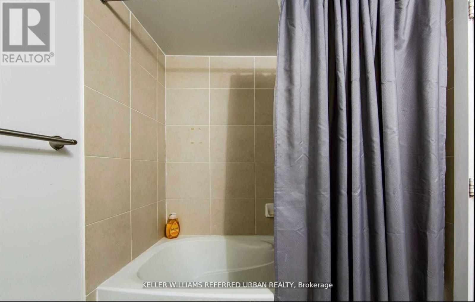 810 - 20 Blue Jays Way, Toronto, Ontario  M5V 3W6 - Photo 10 - C12663376