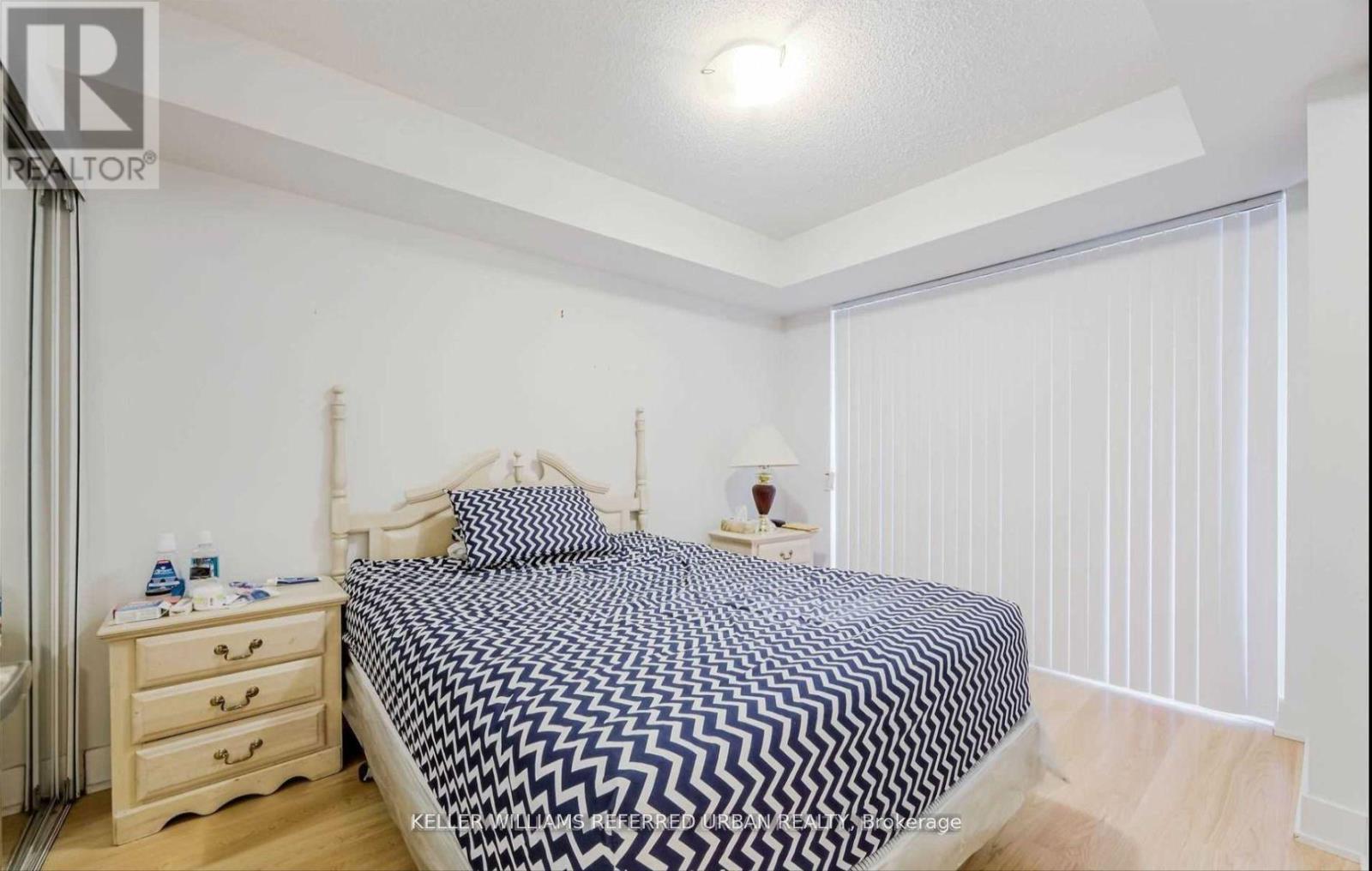 810 - 20 Blue Jays Way, Toronto, Ontario  M5V 3W6 - Photo 8 - C12663376