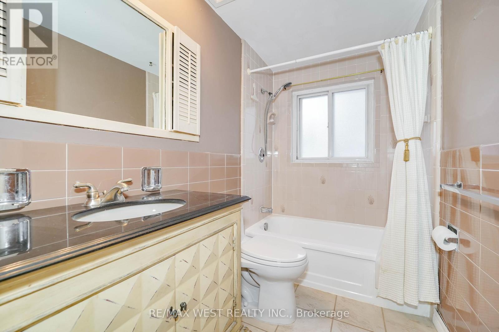 220 Catalina Drive, Toronto, Ontario  M1E 1B7 - Photo 10 - E12663462