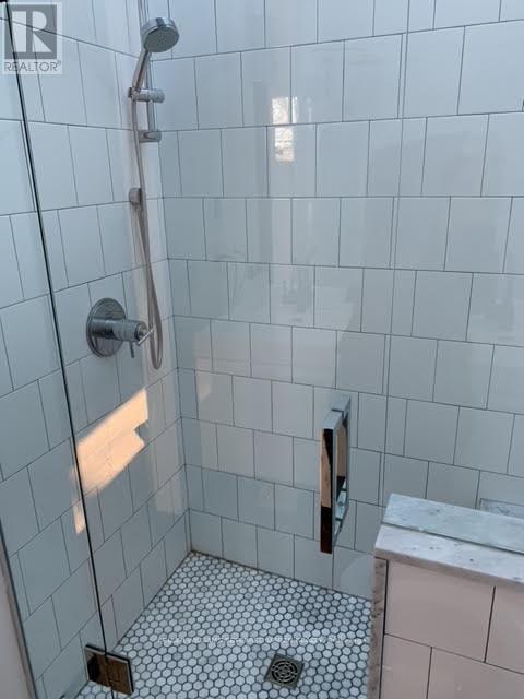 Main - 108 Wineva Avenue, Toronto, Ontario  M4E 2T2 - Photo 21 - E12663496