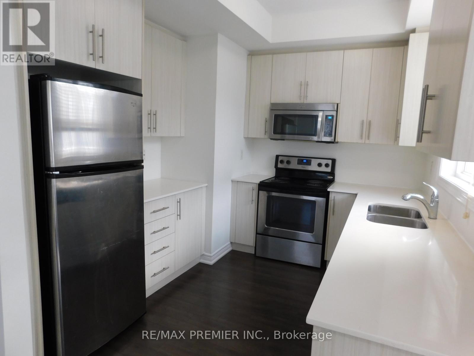 20 - 105 Kayla Crescent, Vaughan, Ontario  L6A 4W3 - Photo 6 - N12663368