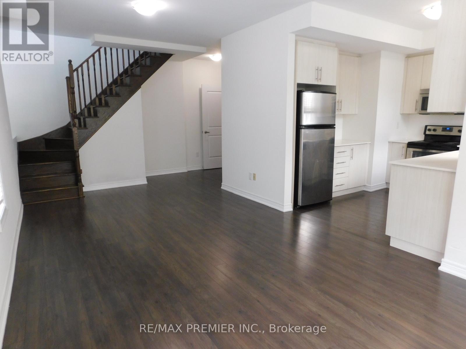 20 - 105 Kayla Crescent, Vaughan, Ontario  L6A 4W3 - Photo 9 - N12663368