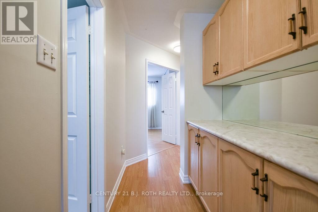 60 Leggott Avenue, Barrie (Painswick North), Ontario  L4N 8B1 - Photo 13 - S12663466