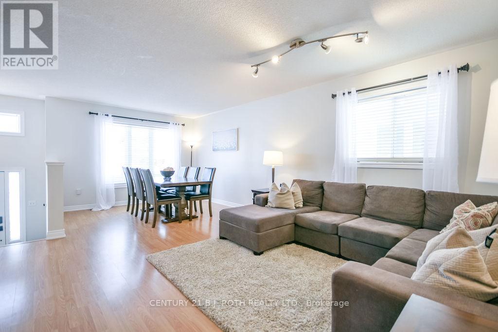 60 Leggott Avenue, Barrie (Painswick North), Ontario  L4N 8B1 - Photo 5 - S12663466