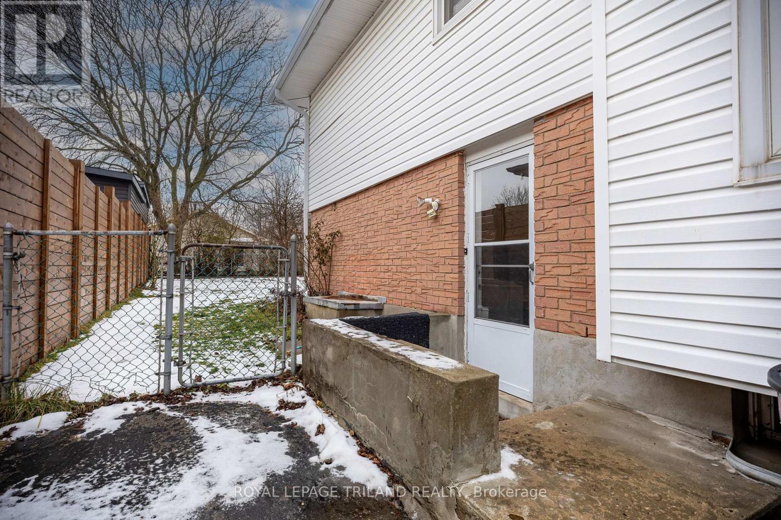 43 Beechmount Crescent, London South, Ontario  N6E 2J2 - Photo 3 - X12657158