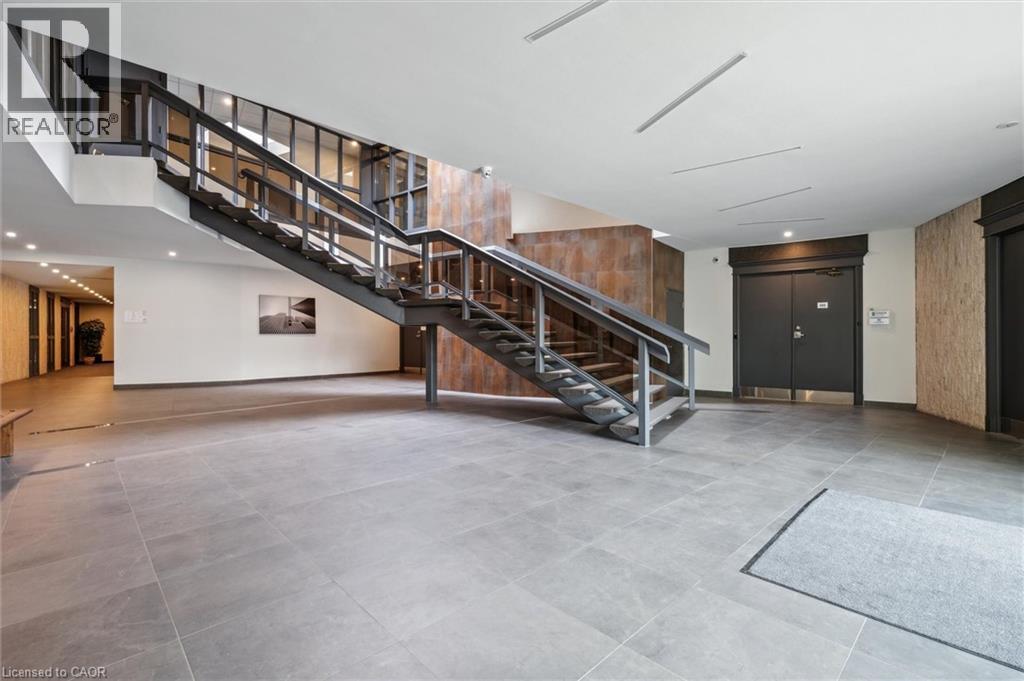 3430 South Service Road Unit# 202, Burlington, Ontario  L7N 3T9 - Photo 3 - 40796039