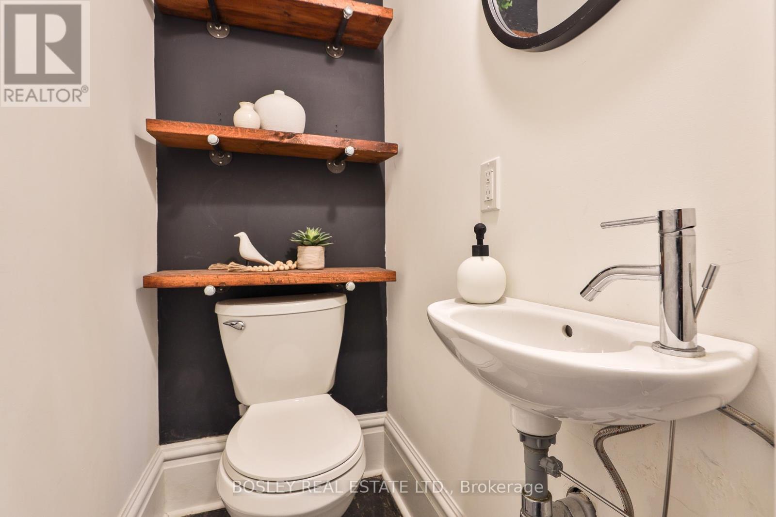 6 Westminster Avenue, Toronto, Ontario  M6R 1N4 - Photo 36 - W12663354