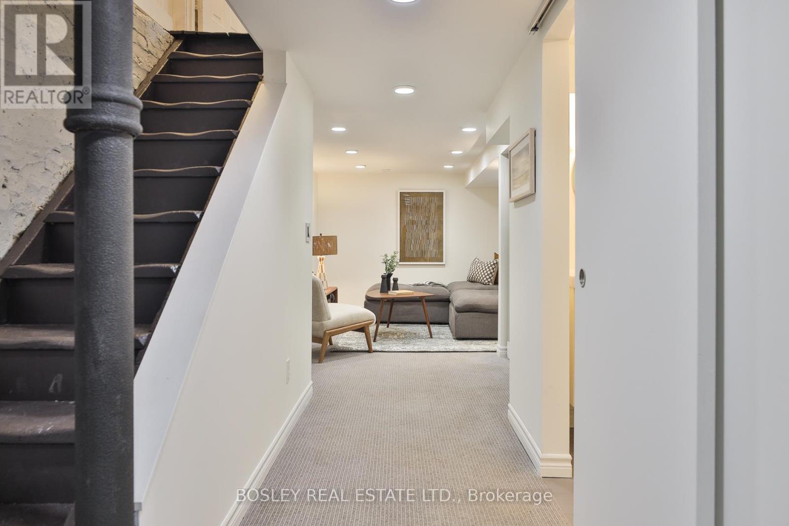 6 Westminster Avenue, Toronto, Ontario  M6R 1N4 - Photo 38 - W12663354