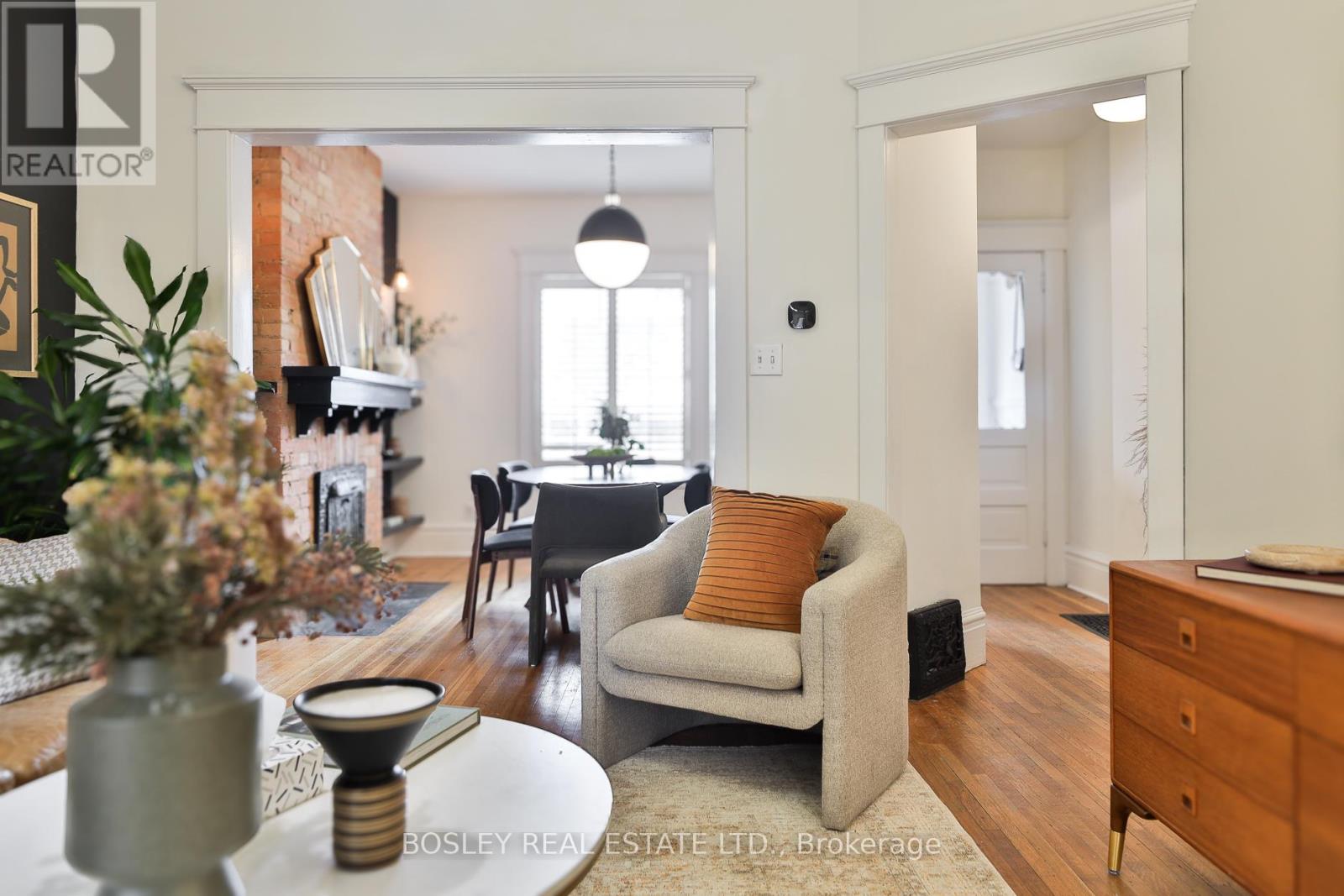 6 Westminster Avenue, Toronto, Ontario  M6R 1N4 - Photo 8 - W12663354