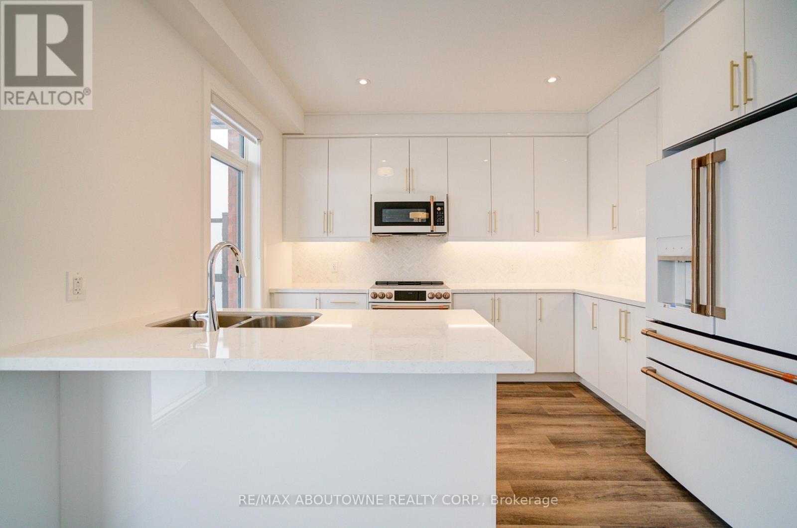 3172 Sixth Line, Oakville, Ontario  L6M 5T2 - Photo 17 - W12663362