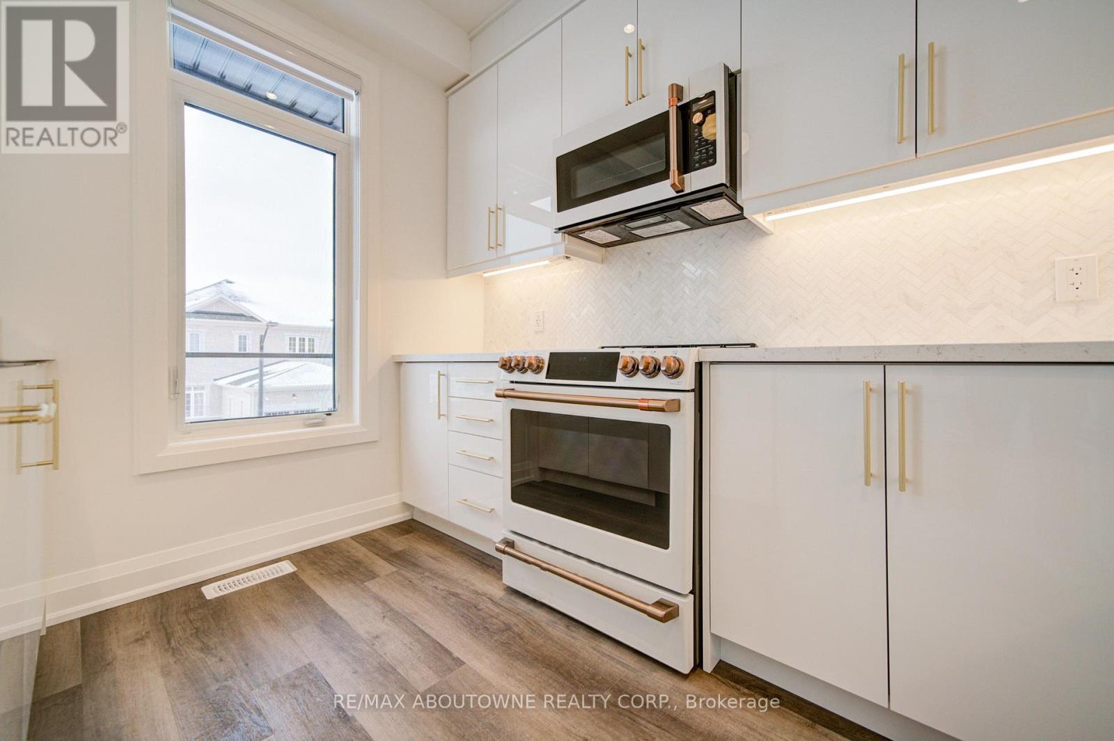 3172 Sixth Line, Oakville, Ontario  L6M 5T2 - Photo 19 - W12663362