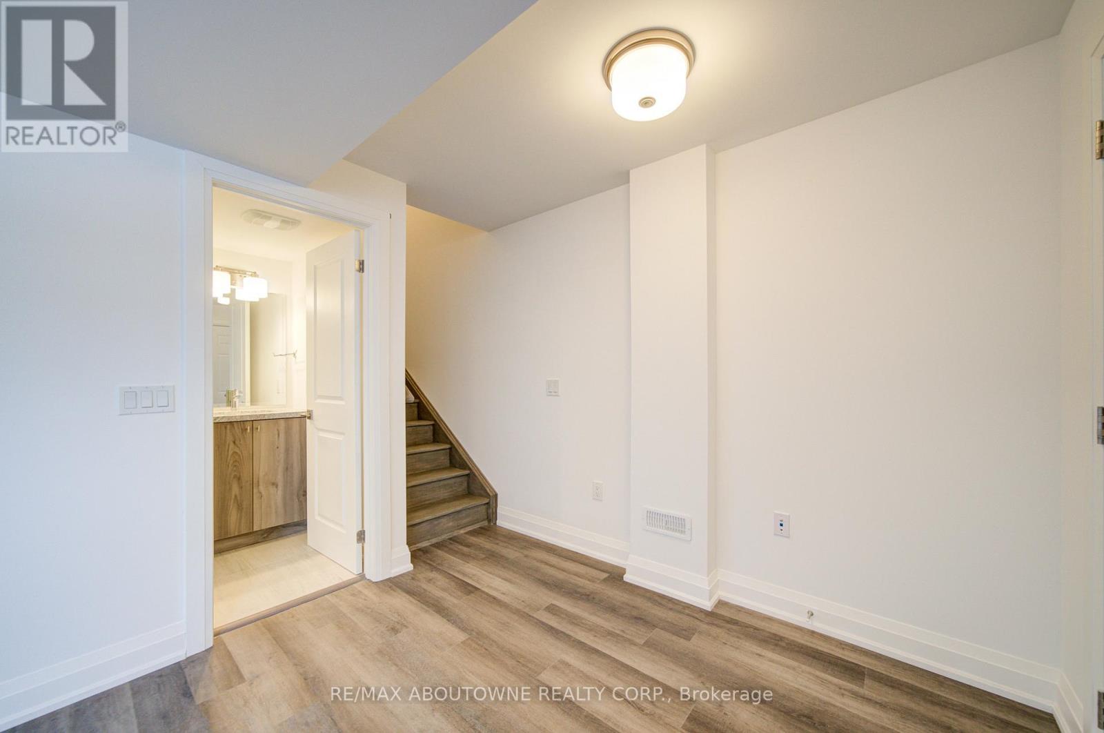 3172 Sixth Line, Oakville, Ontario  L6M 5T2 - Photo 37 - W12663362