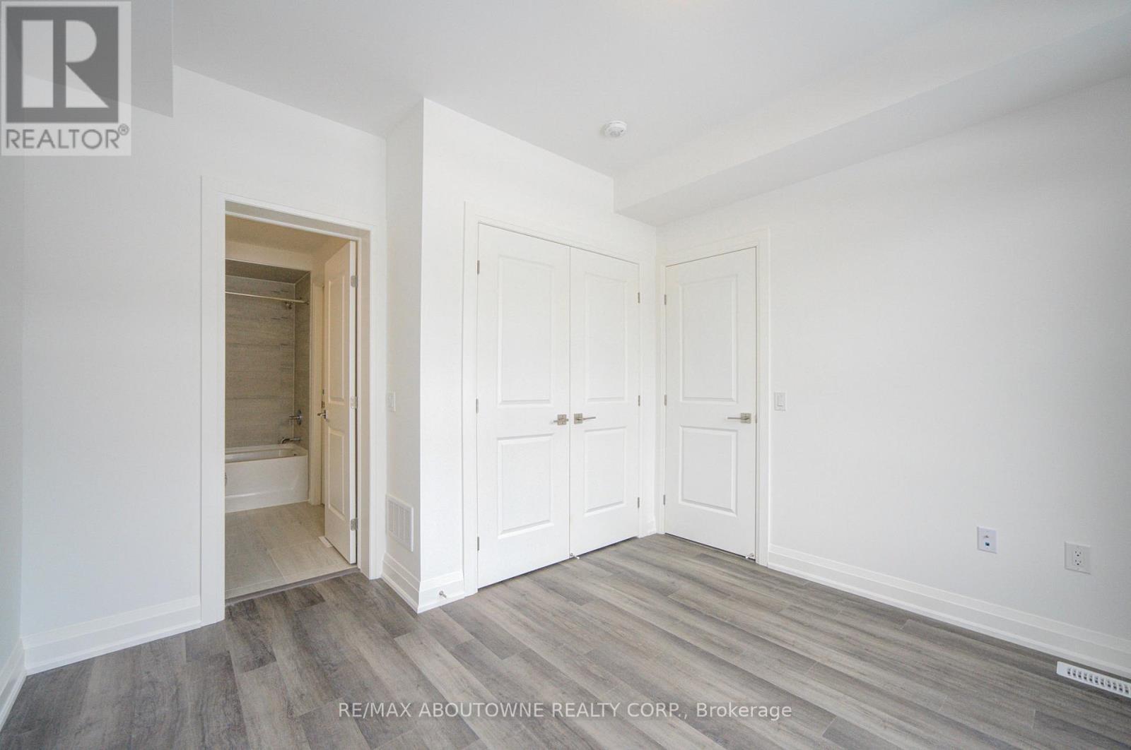 3172 Sixth Line, Oakville, Ontario  L6M 5T2 - Photo 5 - W12663362