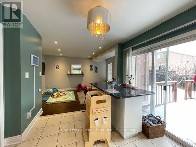 3240 Hunters Glen, Mississauga, Ontario  L5N 8M3 - Photo 7 - W12663400