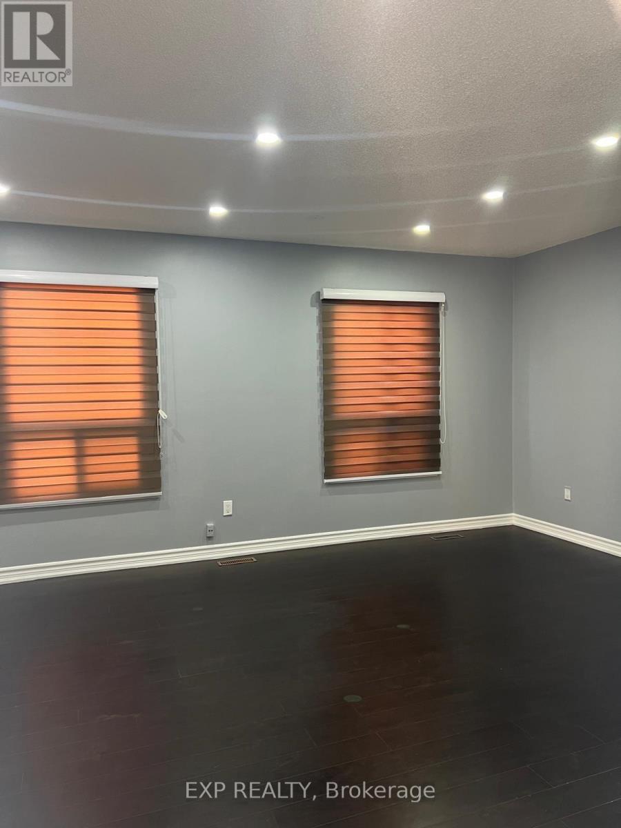 17 Calmist Crescent, Brampton, Ontario  L6Y 4L5 - Photo 2 - W12663418