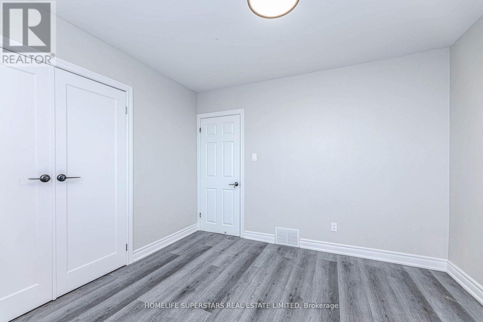 A - 1164 The Queensway, Toronto, Ontario  M8Z 1R5 - Photo 15 - W12663436