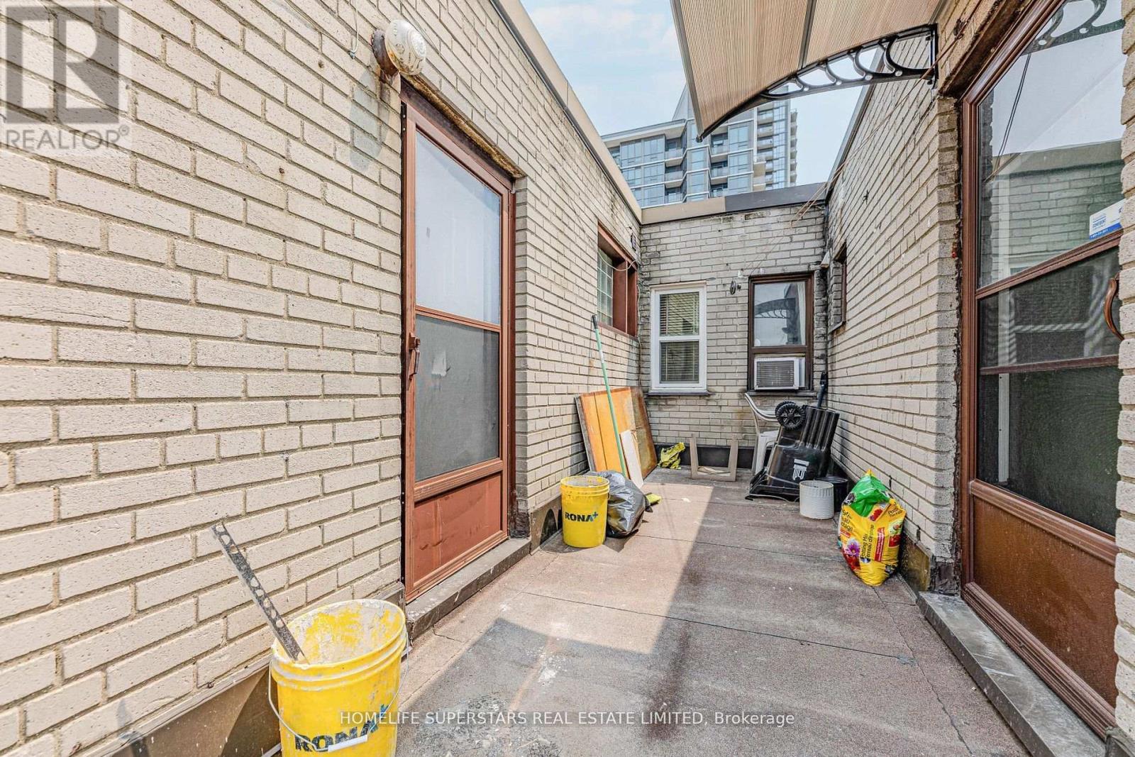 A - 1164 The Queensway, Toronto, Ontario  M8Z 1R5 - Photo 16 - W12663436