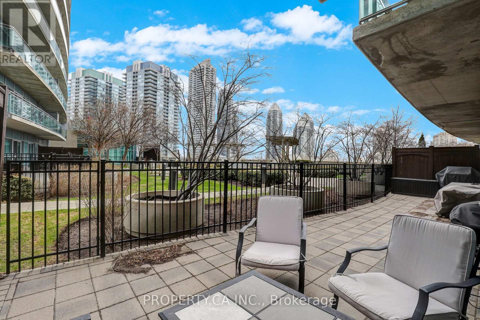 414 - 155 Legion Road, Toronto, Ontario  M8Y 0A7 - Photo 21 - W12663452