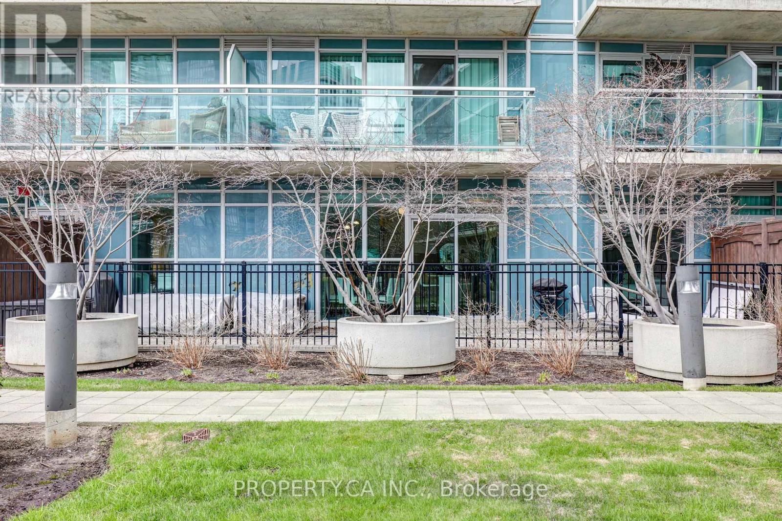 414 - 155 Legion Road, Toronto, Ontario  M8Y 0A7 - Photo 22 - W12663452