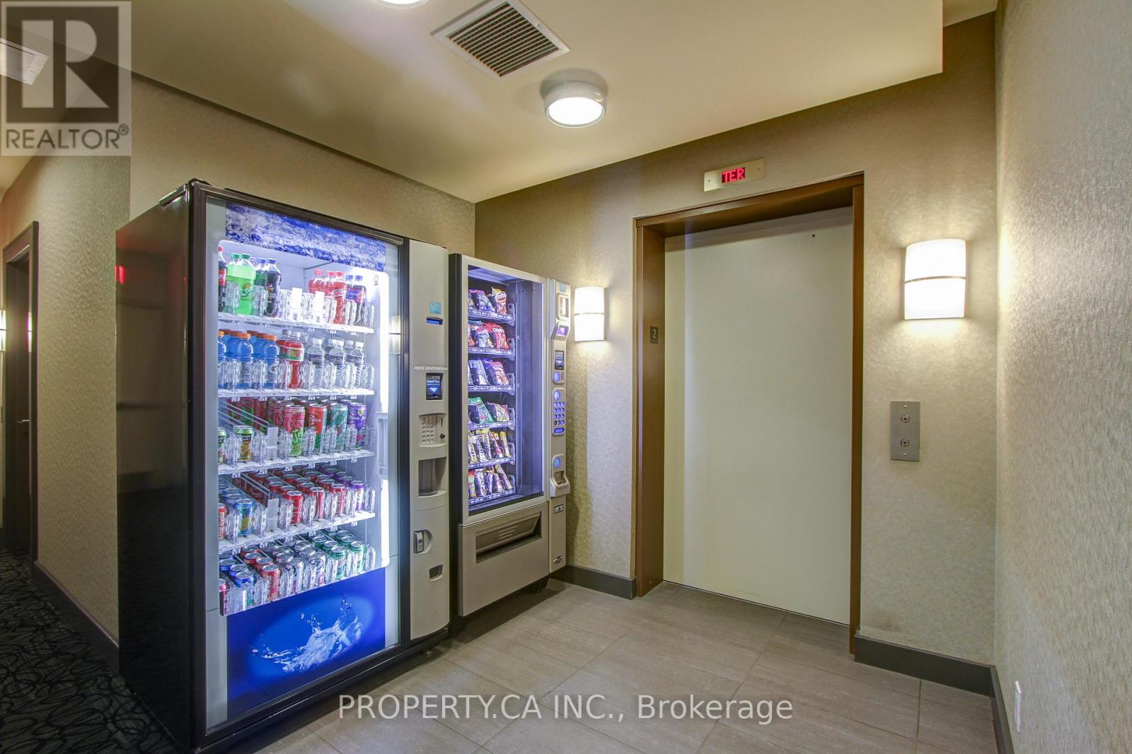 414 - 155 Legion Road, Toronto, Ontario  M8Y 0A7 - Photo 35 - W12663452