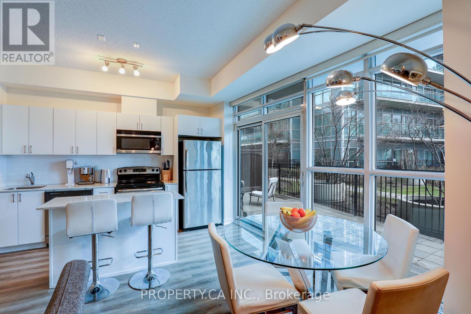 414 - 155 Legion Road, Toronto, Ontario  M8Y 0A7 - Photo 4 - W12663452