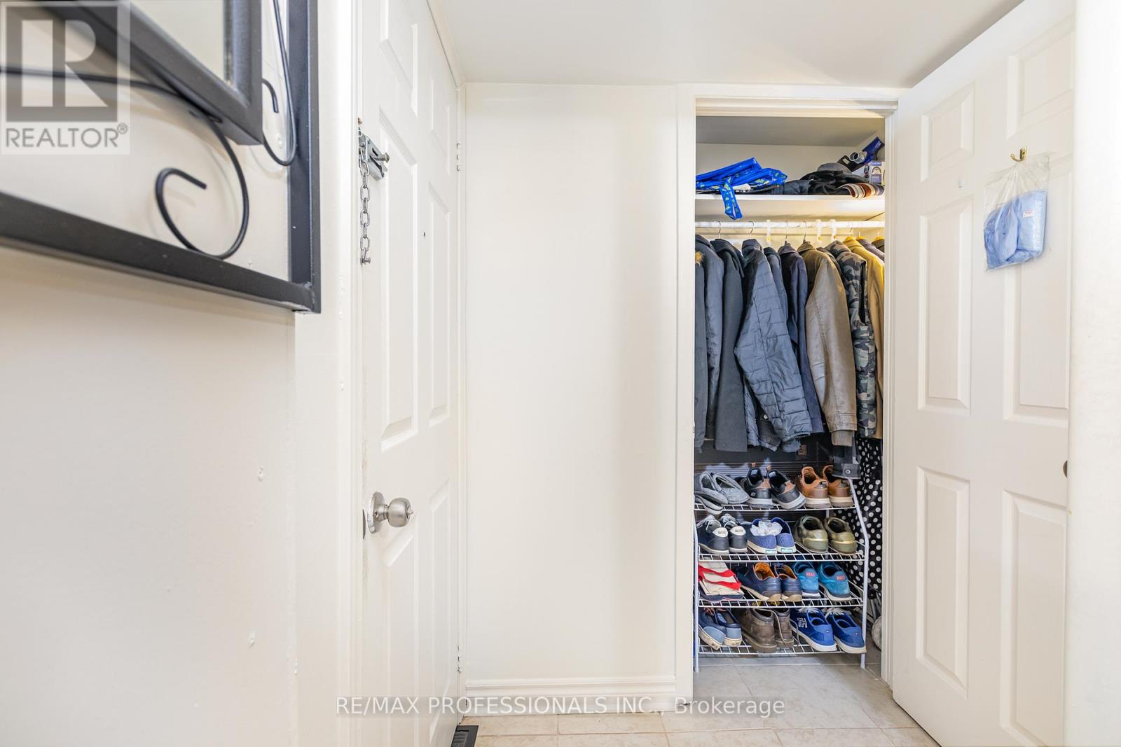 A - 5214 Springbok Crescent, Mississauga, Ontario  L4Z 3J7 - Photo 10 - W12663488