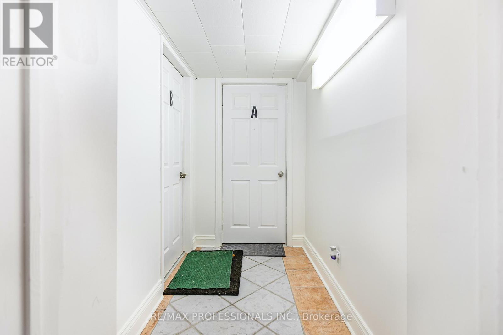 A - 5214 Springbok Crescent, Mississauga, Ontario  L4Z 3J7 - Photo 3 - W12663488