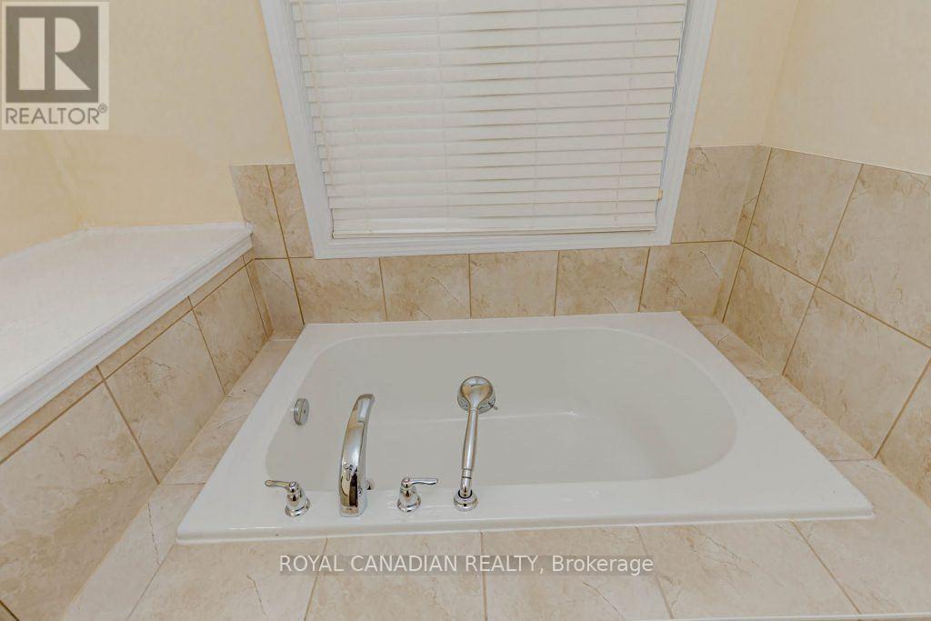 6 Dredge Court N, Milton, Ontario  L9T 8T1 - Photo 29 - W12663500