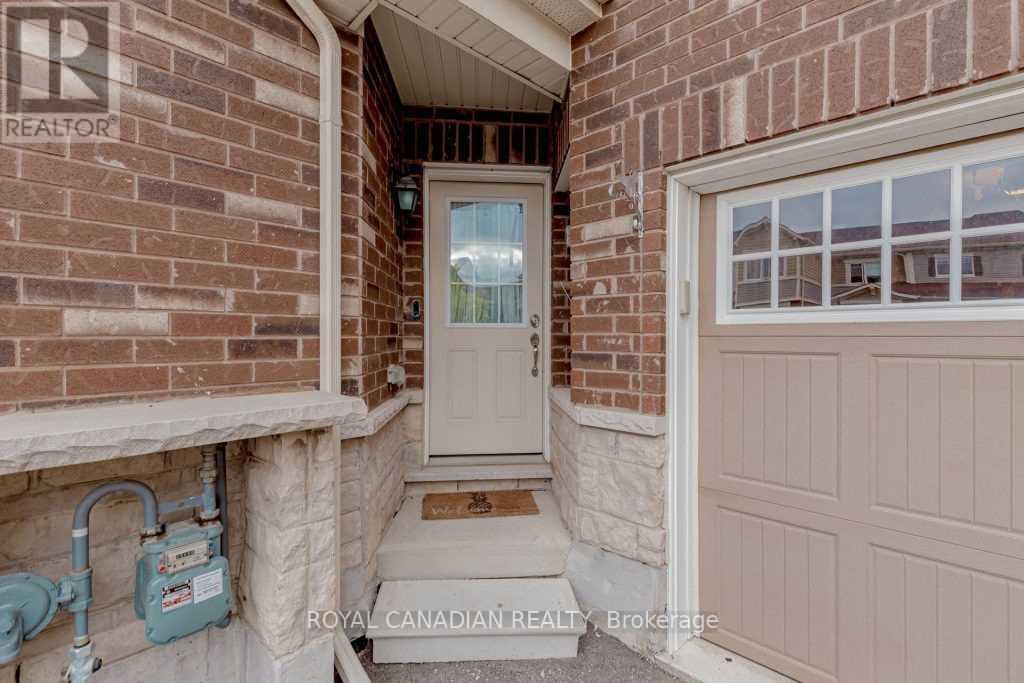 6 Dredge Court N, Milton, Ontario  L9T 8T1 - Photo 3 - W12663500