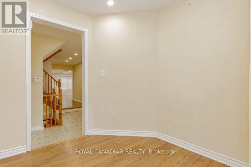 6 Dredge Court N, Milton, Ontario  L9T 8T1 - Photo 7 - W12663500