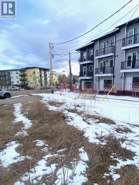 411 Edmonton Trail Ne, Calgary, Alberta  T2E 3S5 - Photo 3 - A2208345