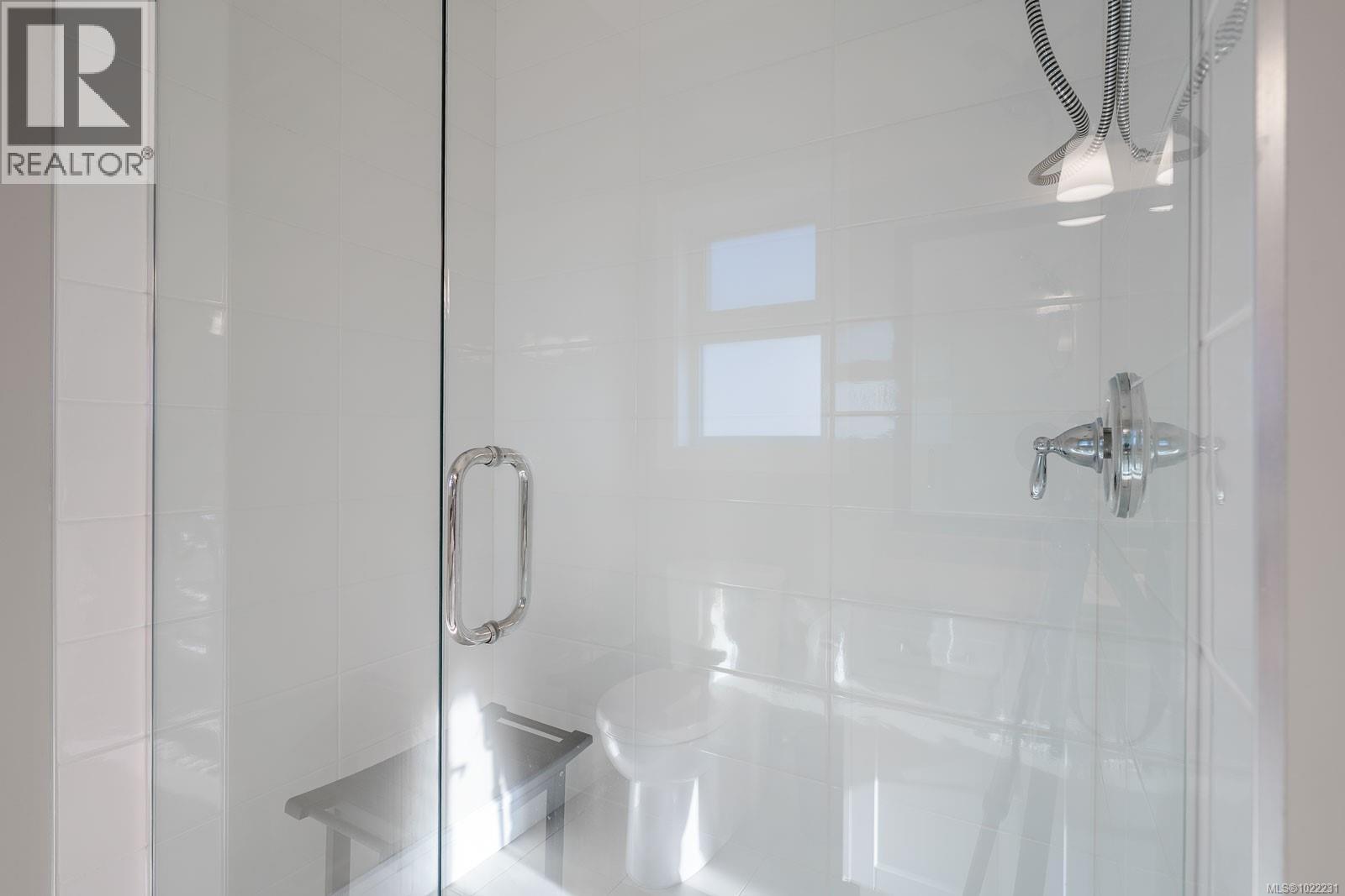 2013 Mountain Vista Dr, Nanaimo, British Columbia  V9T 0L4 - Photo 31 - 1022231