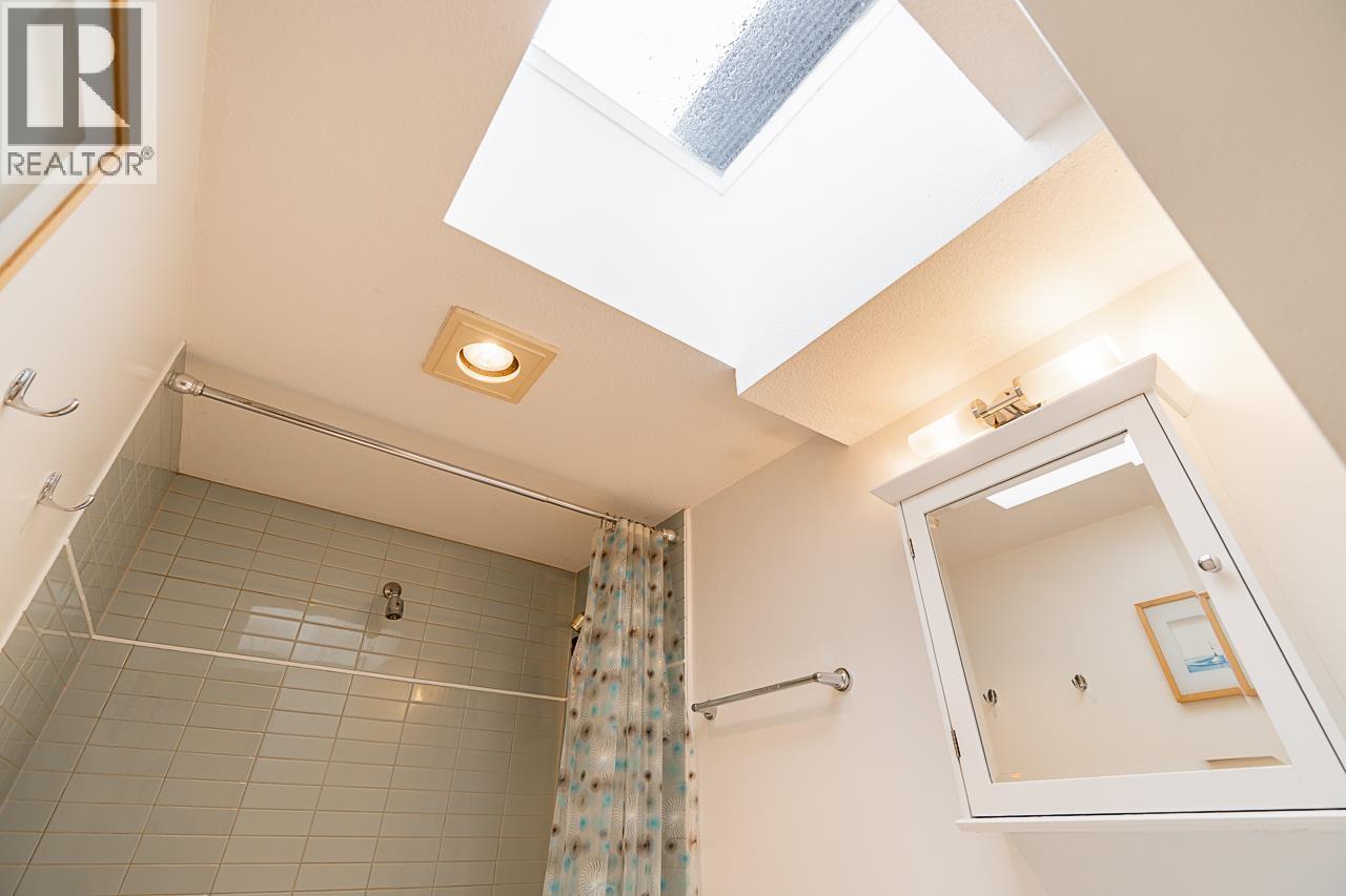 304 592 W 16th Avenue, Vancouver, British Columbia  V5Z 1S4 - Photo 24 - R3068199