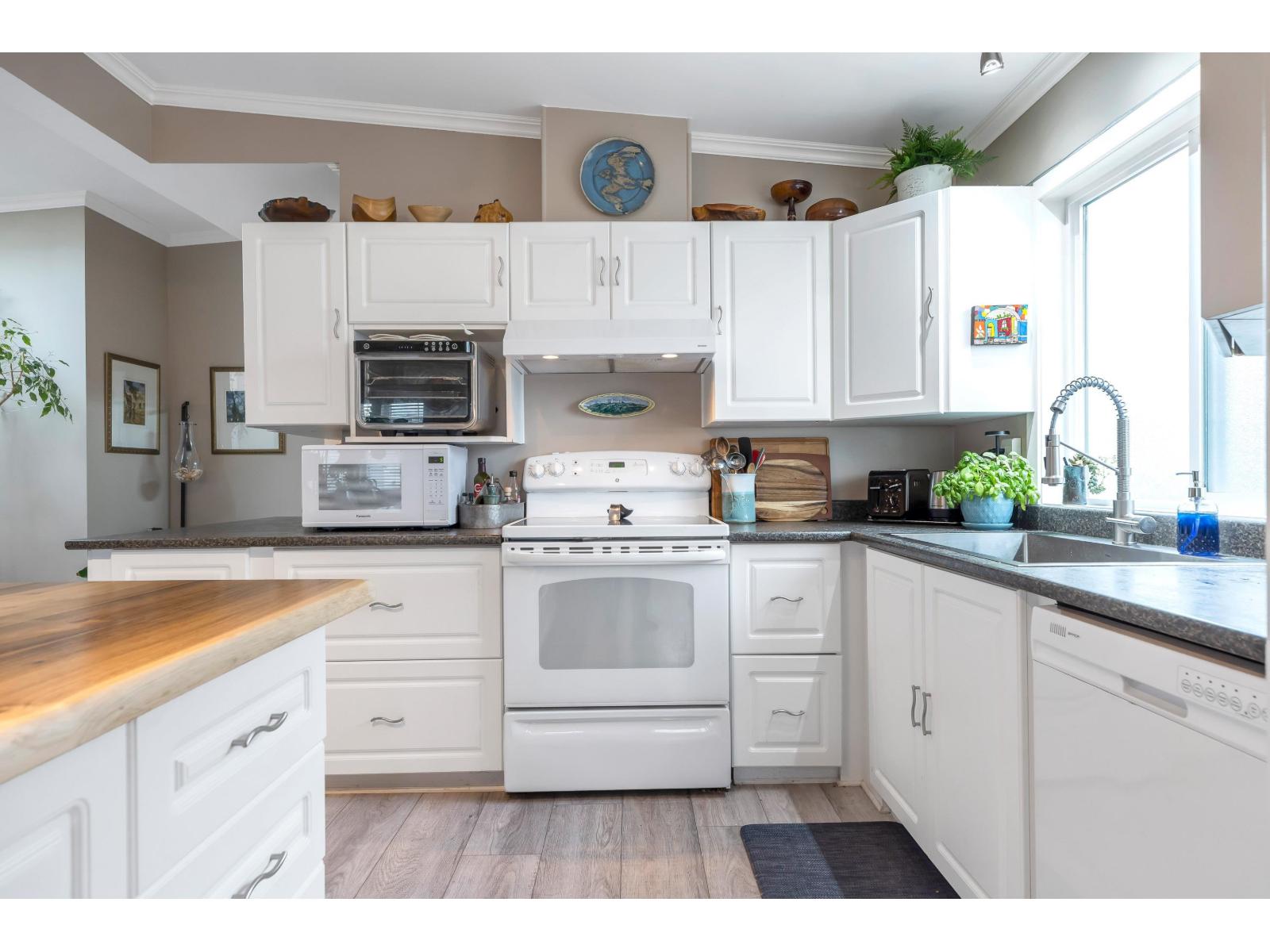 9 1640 162 Street, Surrey, British Columbia  V4A 6Y9 - Photo 9 - R3075516